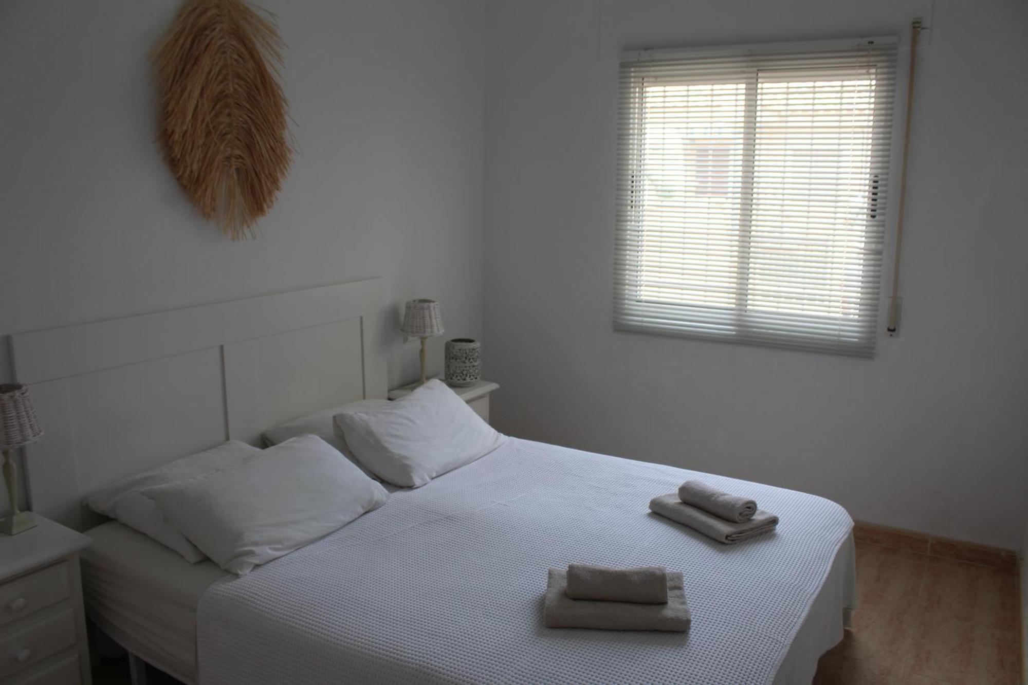 Bungalow With 2 Bedrooms And Roof Terrace In The Center Of La Zenia. Free Wifi. Orihuela Exterior foto